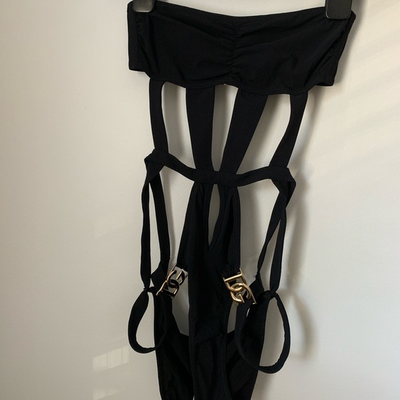 Dolce & Gabbana Black Beachwear - Picture 4 of 8